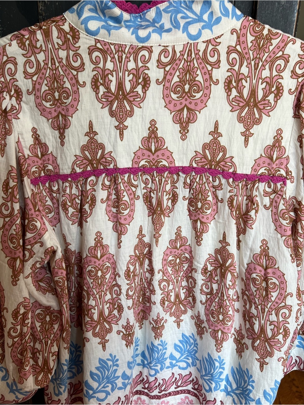 THML Collier Cream Blouse with Blue Floral and Pink Trim. Sz M NWT - Picture 8 of 10